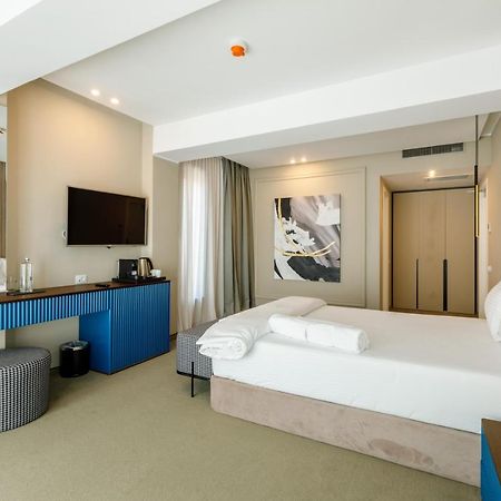 Onal Boutique Hotelier Mamaia Exterior foto